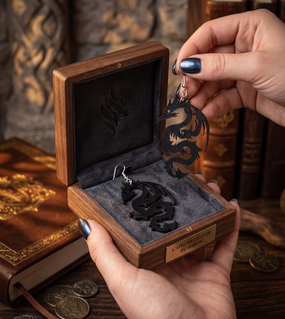 Boucles d'oreilles en cuir artisanales - Dragon Fantastique